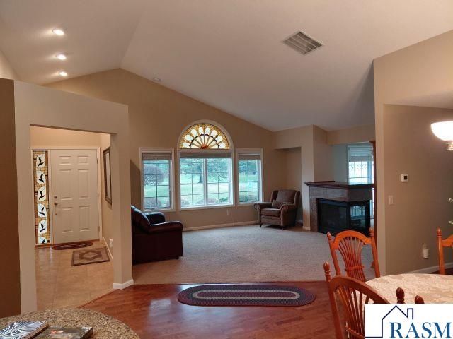 217 Crystal Circle, Mankato, MN 56001