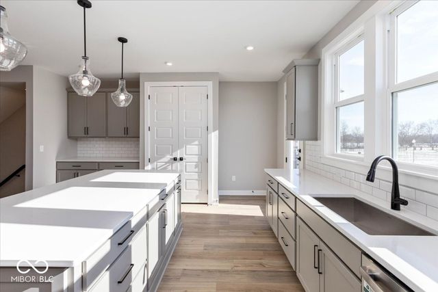 430 Elite Street, Westfield, IN 46074