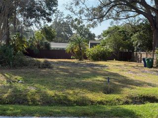 4626 W BAY COURT AVENUE, Tampa, FL 33611