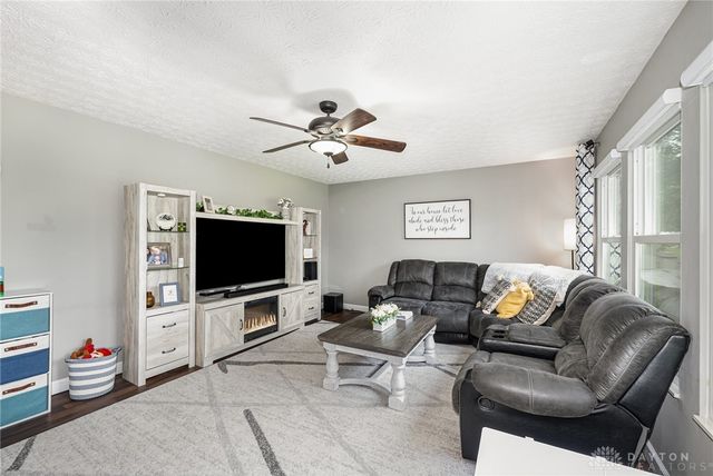4395 Turtledove Way, Miamisburg, OH 45342