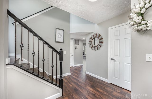 4395 Turtledove Way, Miamisburg, OH 45342