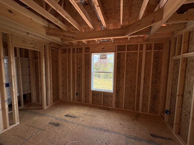 810 Cedar Wood Dr, Clarksville, TN 37043
