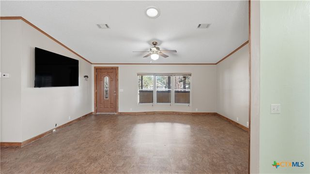 1594 Mountain View Drive, Canyon Lake, TX 78133