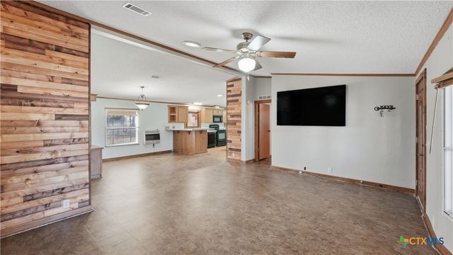 1594 Mountain View Drive, Canyon Lake, TX 78133