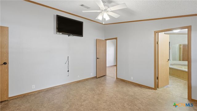 1594 Mountain View Drive, Canyon Lake, TX 78133