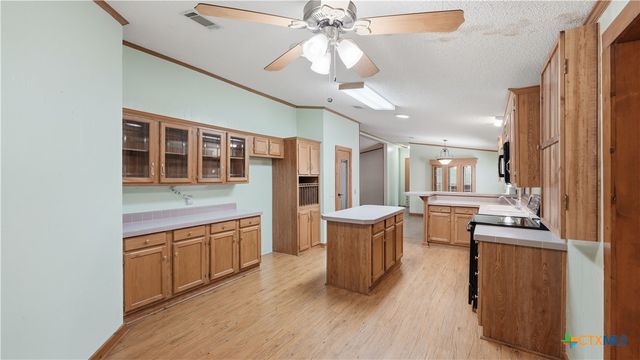 1594 Mountain View Drive, Canyon Lake, TX 78133