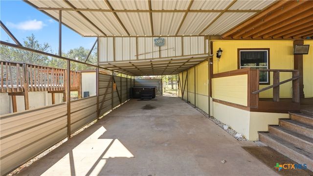 1594 Mountain View Drive, Canyon Lake, TX 78133