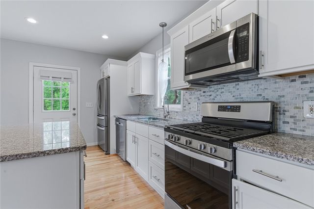 224 Francis Avenue, North Providence, RI 02904
