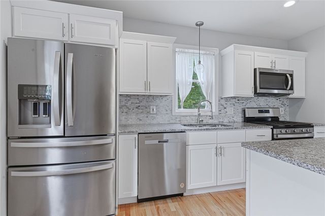 224 Francis Avenue, North Providence, RI 02904