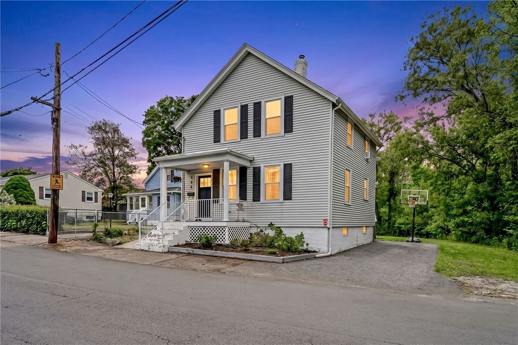 224 Francis Avenue, North Providence, RI 02904