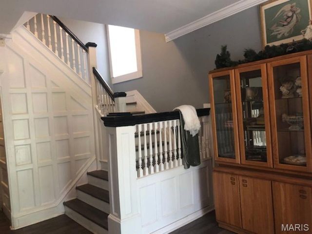 5530 Etzel Avenue, St Louis, MO 63112