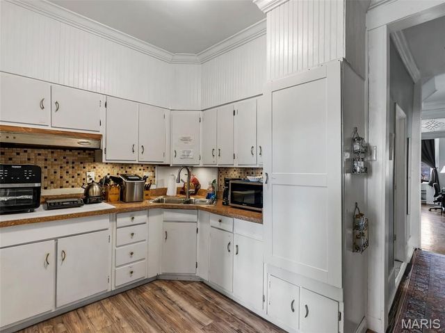 5530 Etzel Avenue, St Louis, MO 63112