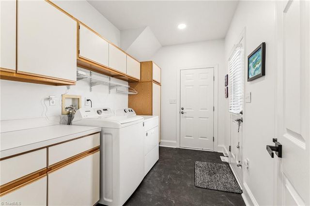 15 Cape May Point, Greensboro, NC 27455