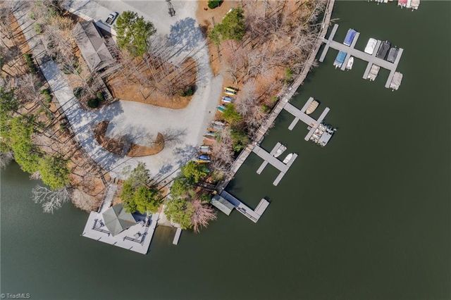 15 Cape May Point, Greensboro, NC 27455