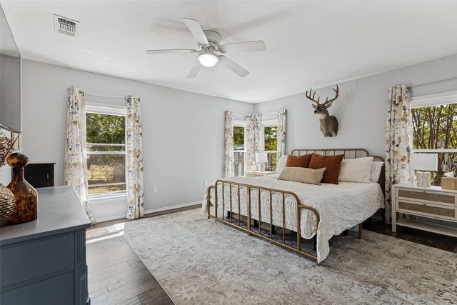 220 Ash Creek Drive W, Sanctuary, TX 76020