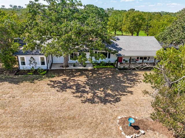 220 Ash Creek Drive W, Sanctuary, TX 76020