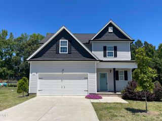 23 Fresco Drive, Zebulon, NC 27597