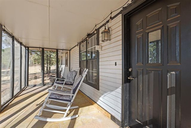 21201 Montgomery Drive, Mcloud, OK 74851