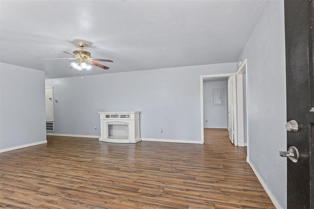 21201 Montgomery Drive, Mcloud, OK 74851