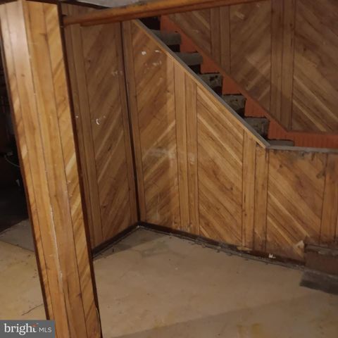 2419 W MOSHER ST, Baltimore, MD 21216