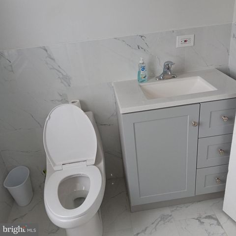 2419 W MOSHER ST, Baltimore, MD 21216