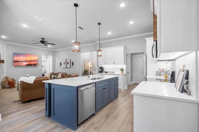 1627 Orchard Lane, Hideaway, TX 75771