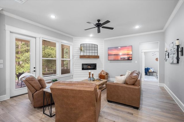 1627 Orchard Lane, Hideaway, TX 75771