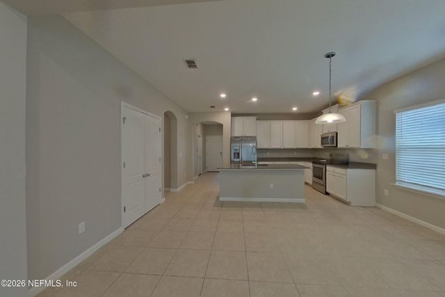 10328 PAVNES CREEK Drive, Jacksonville, FL 32222