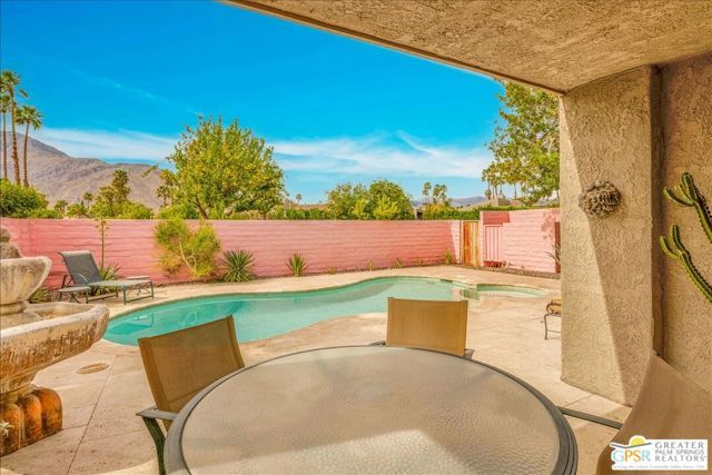 2861 Sundance Circle, Palm Springs, CA 92262