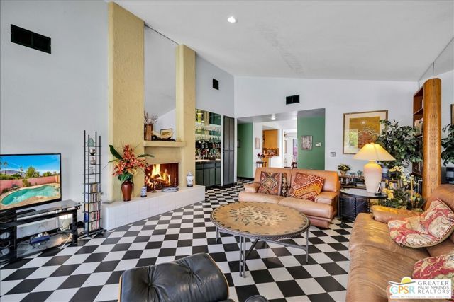 2861 Sundance Circle, Palm Springs, CA 92262