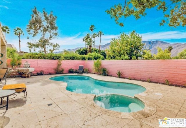 2861 Sundance Circle, Palm Springs, CA 92262