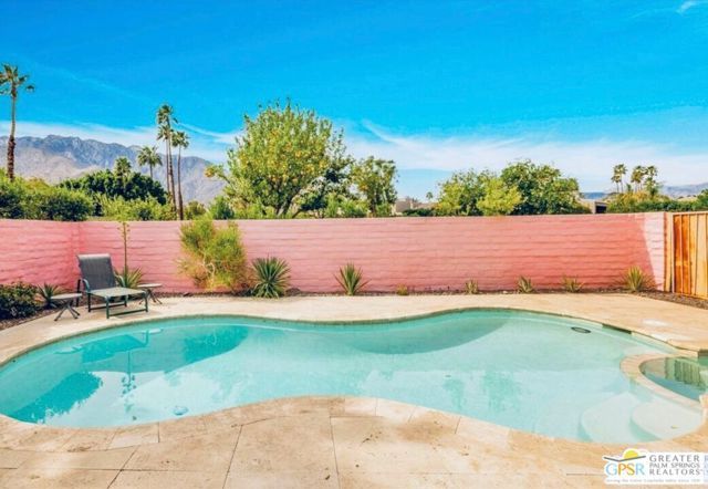 2861 Sundance Circle, Palm Springs, CA 92262