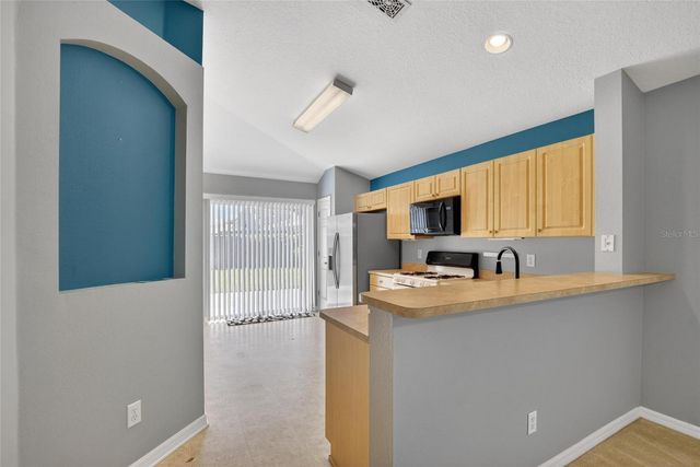 11102 ROBIN LAKE COURT, Riverview, FL 33569