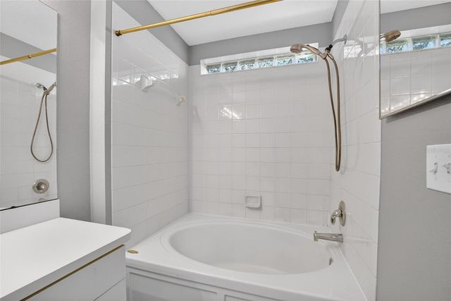 11102 ROBIN LAKE COURT, Riverview, FL 33569