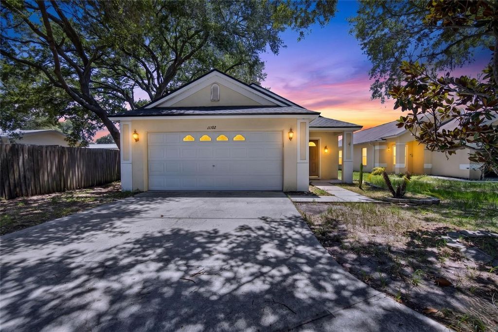 11102 ROBIN LAKE COURT, Riverview, FL 33569