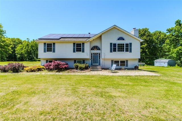 310 Gillespie Street, Pine Bush, NY 12566
