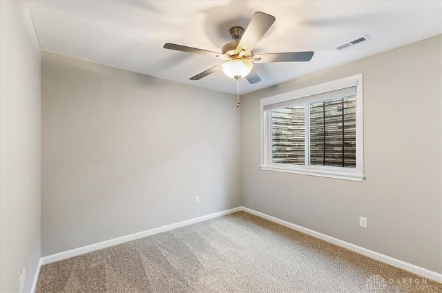 421 Bethpage Way 7-102, Lebanon, OH 45036