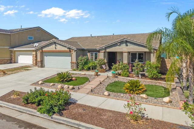 3327 Lansing St, Hemet, CA 92543