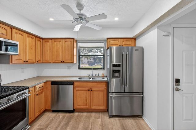 5920 80TH STREET N 203, St Petersburg, FL 33709