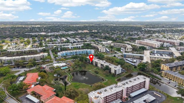 5920 80TH STREET N 203, St Petersburg, FL 33709