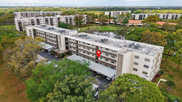 5920 80TH STREET N 203, St Petersburg, FL 33709