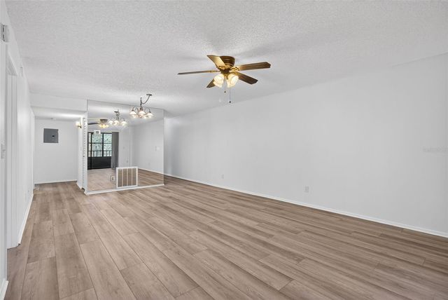 5920 80TH STREET N 203, St Petersburg, FL 33709