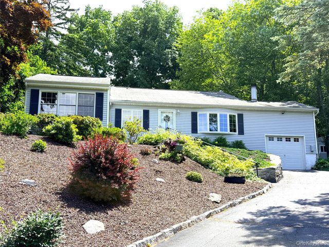 2898 Springhurst Street, Yorktown Heights, NY 10598