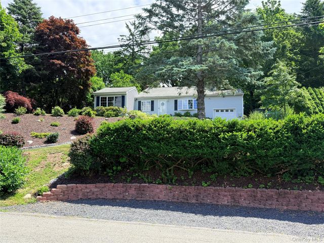 2898 Springhurst Street, Yorktown Heights, NY 10598