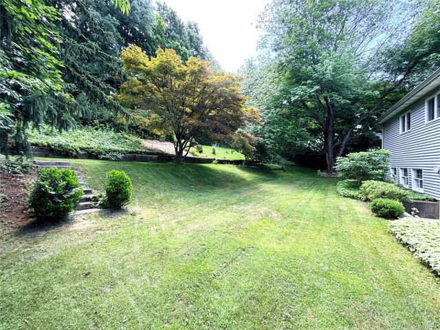 2898 Springhurst Street, Yorktown Heights, NY 10598