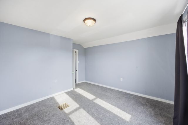 214 Bond Street, Irvine, KY 40336