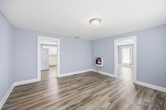 214 Bond Street, Irvine, KY 40336