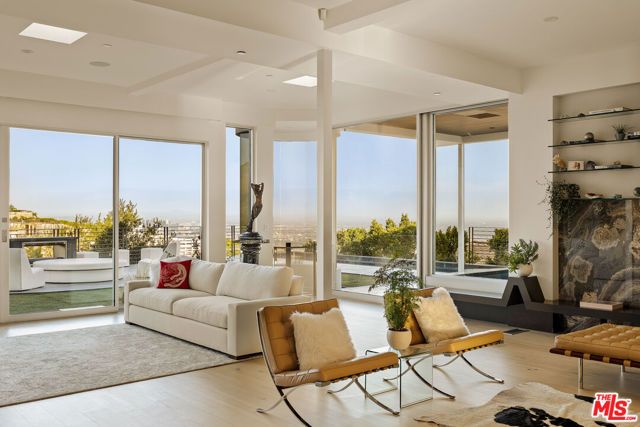 9353 Nightingale Drive, Los Angeles, CA 90069