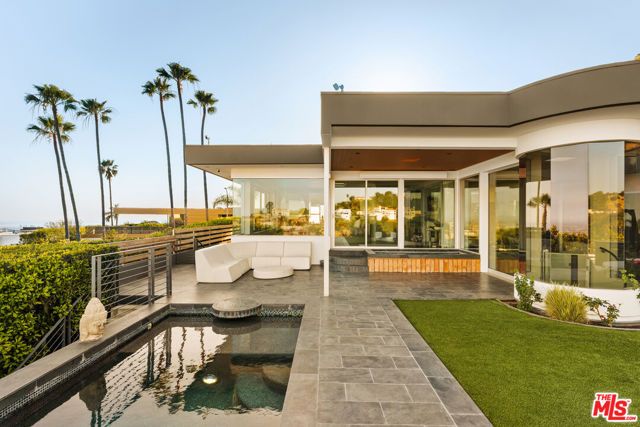 9353 Nightingale Drive, Los Angeles, CA 90069