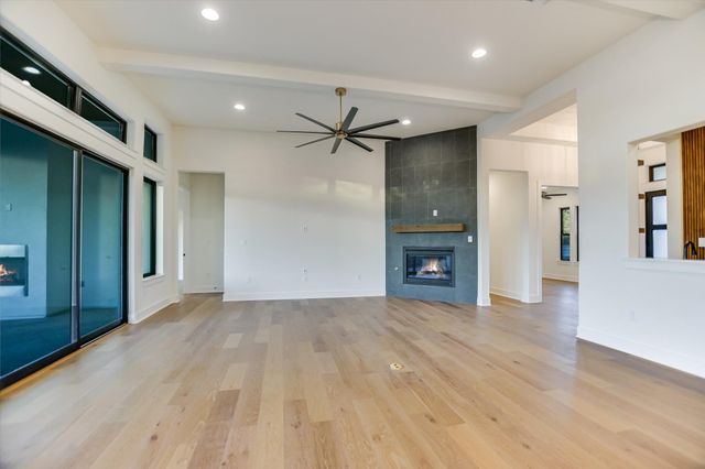 104 Nattie Woods DR, Horseshoe Bay, TX 78657